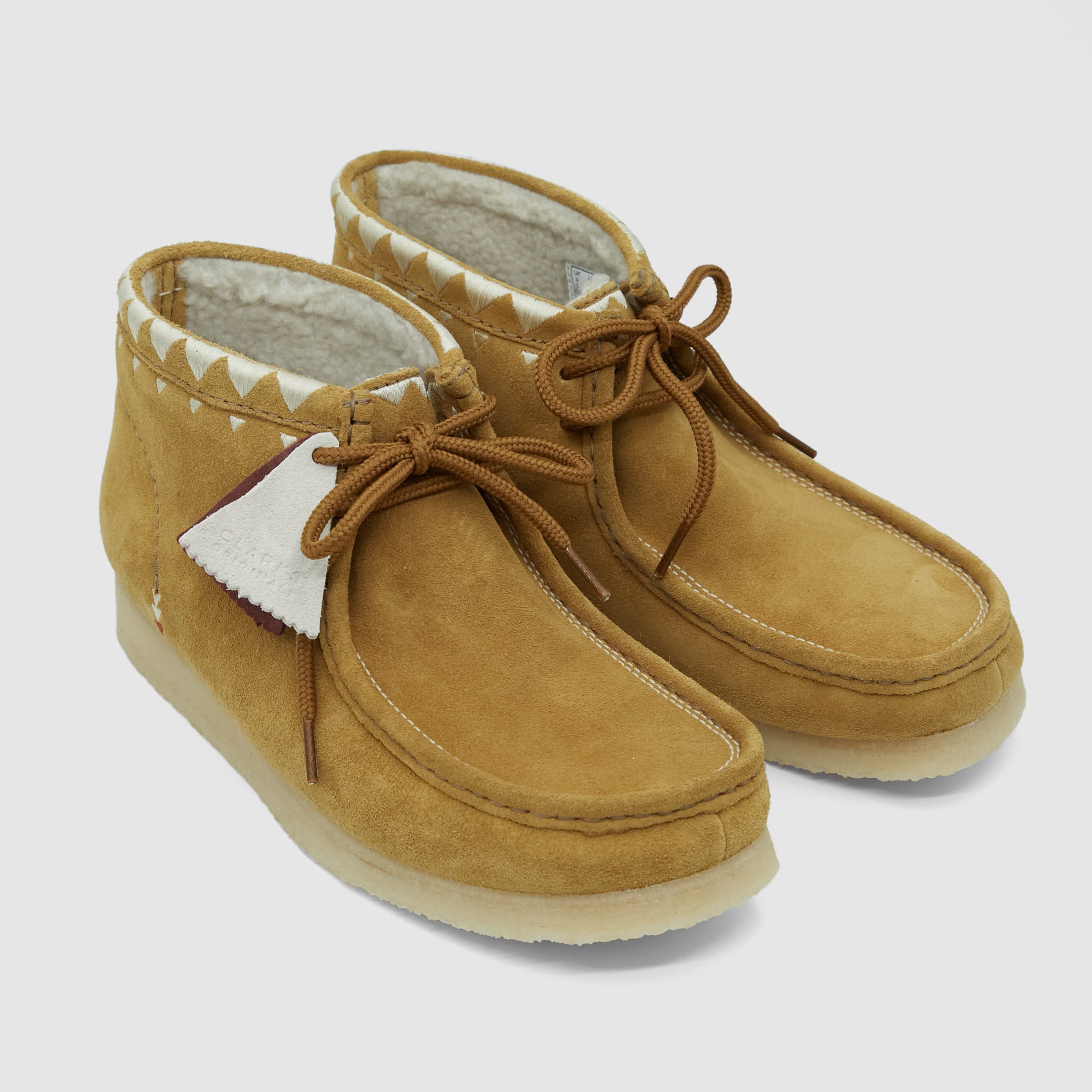 Clarks Originals Warmlined Oakmoss Wallabee Boot DeeCee style