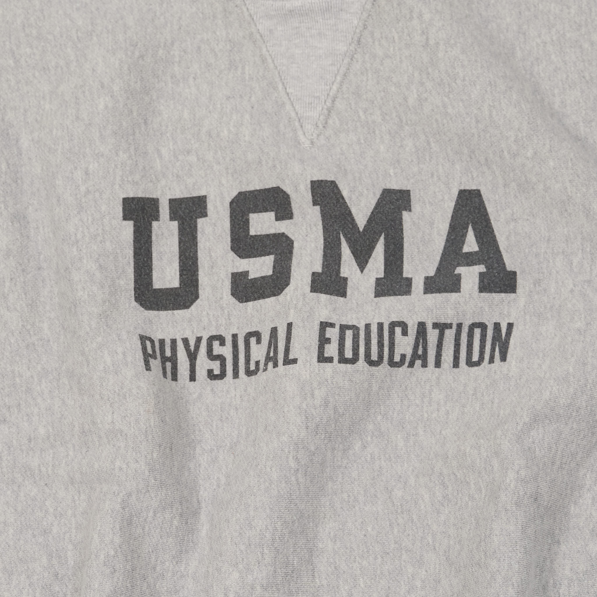6T3273&frasl;バズリクソンズ USMA PHYSICAL EDUCATION 前Vスウェット