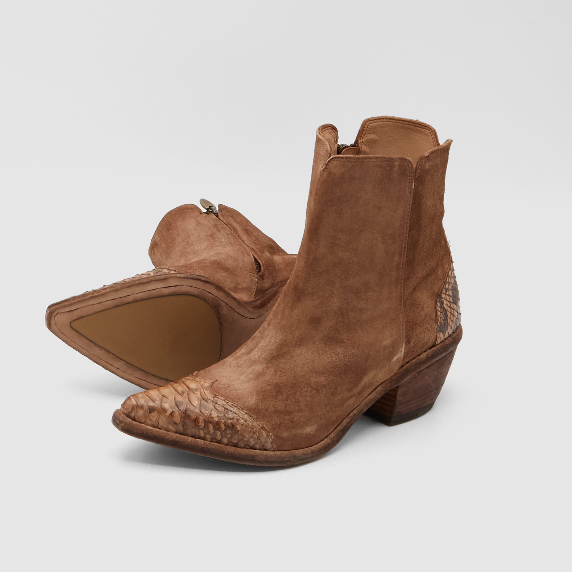 Fauzian Jeunesse Ladies Side Zip Ankle Western Boot DeeCee style