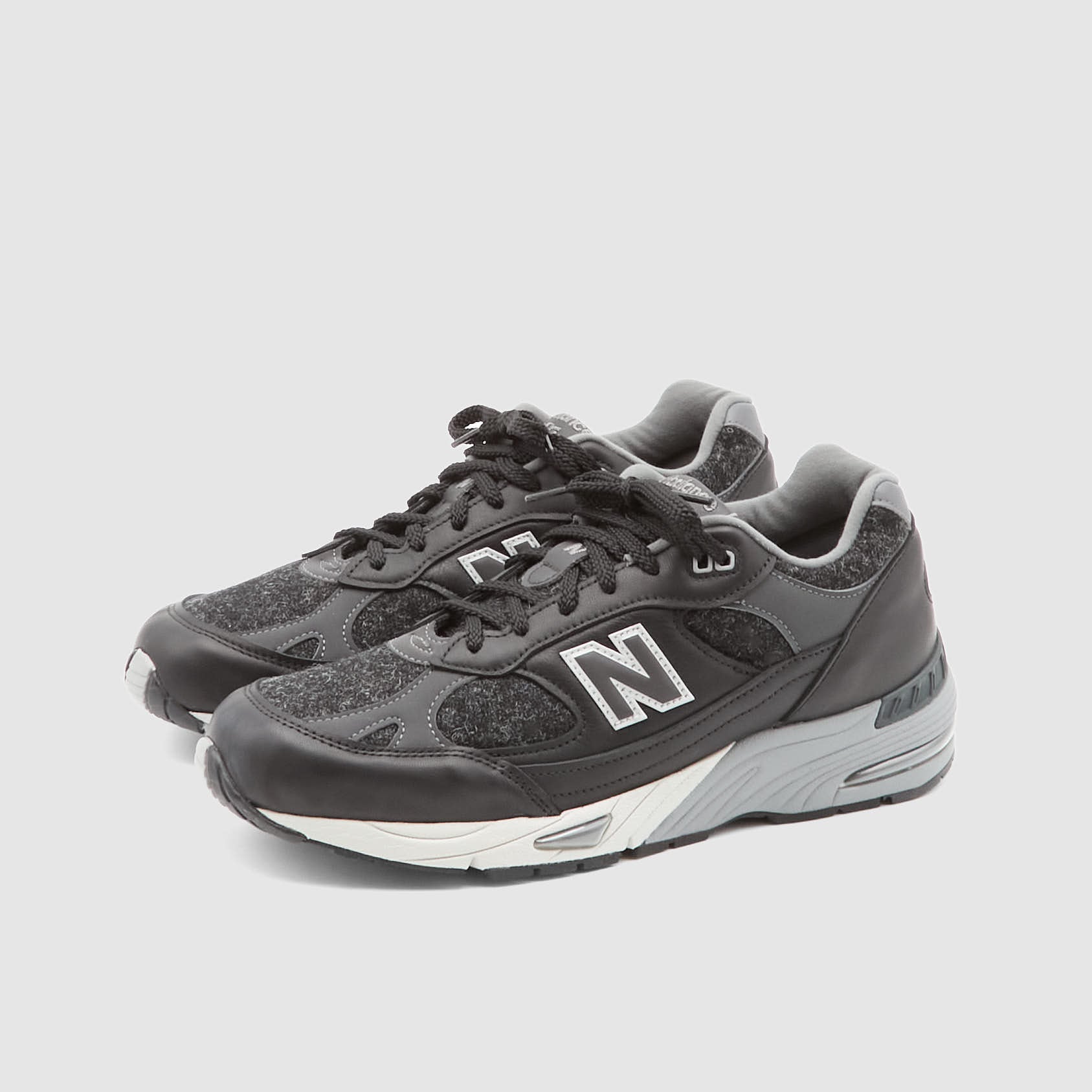 New Balance Made in England 991 Harris Tweed® Sneakers - DeeCee style